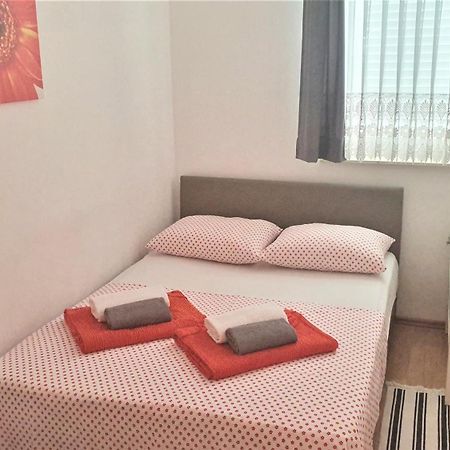 Guest House Jasna Novalja Luaran gambar