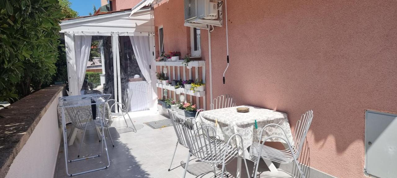 Guest House Jasna Novalja Luaran gambar